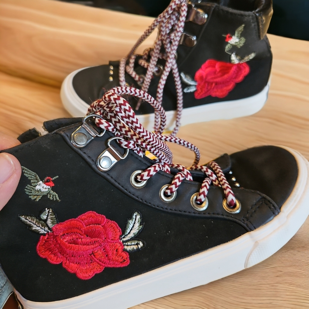 AS NEW size 12 canvas shoes Converse Style, in truly excellent 👌 used condition - Picture 10 of 13